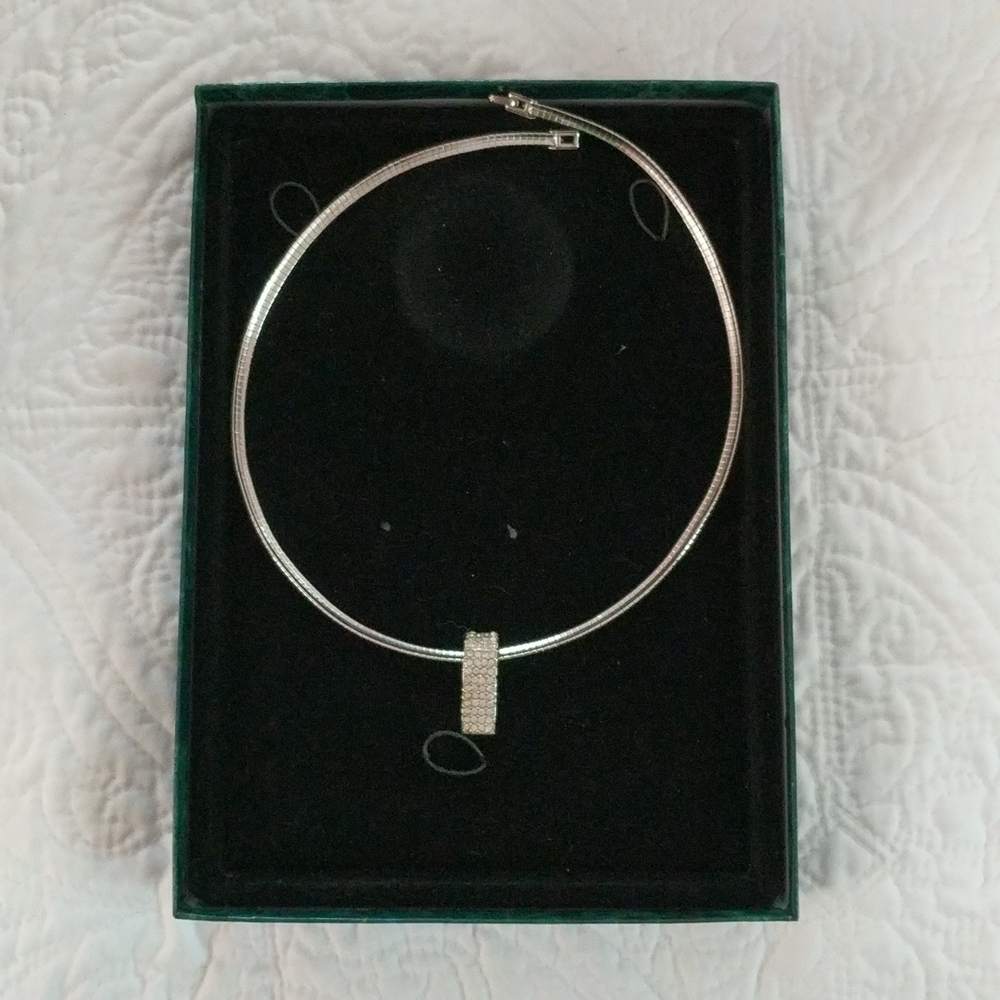 Costume necklace